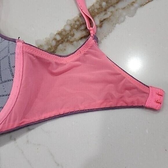 Victoria's Secret Bra Uplift Semi Demi/Demi Buste Purple Pink Women's 32D - Picture 6 of 6